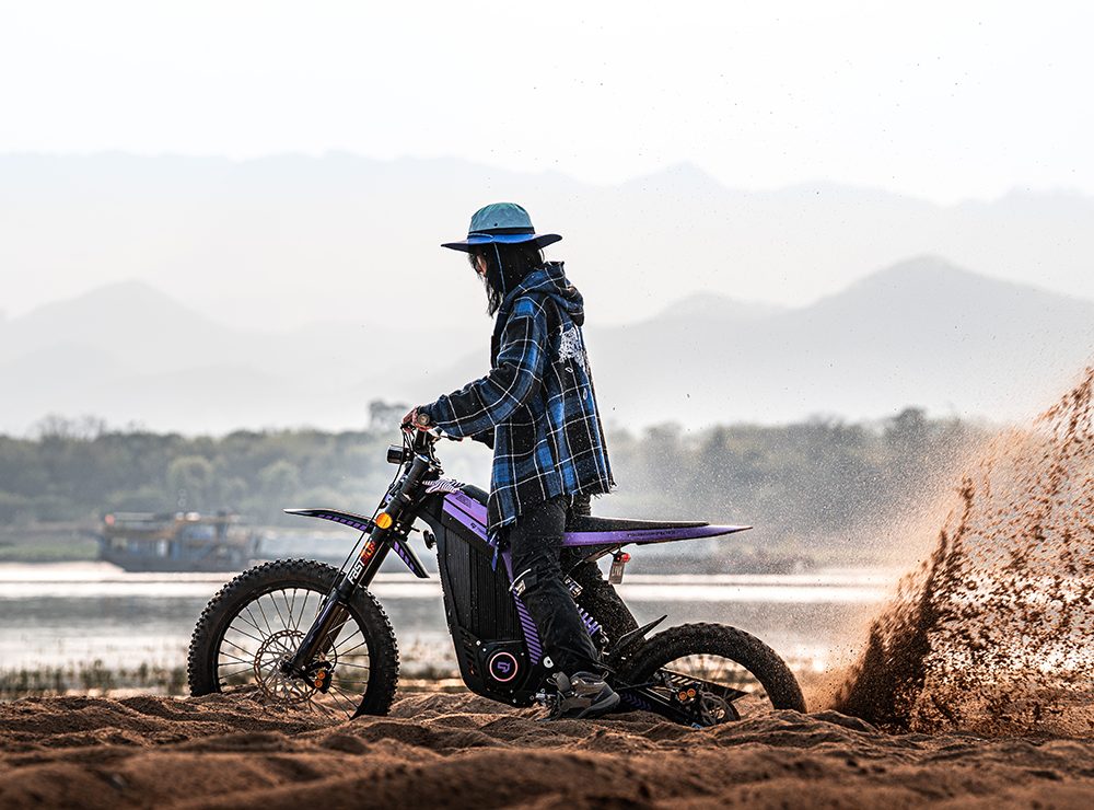 Smooth hits, fearless rides.